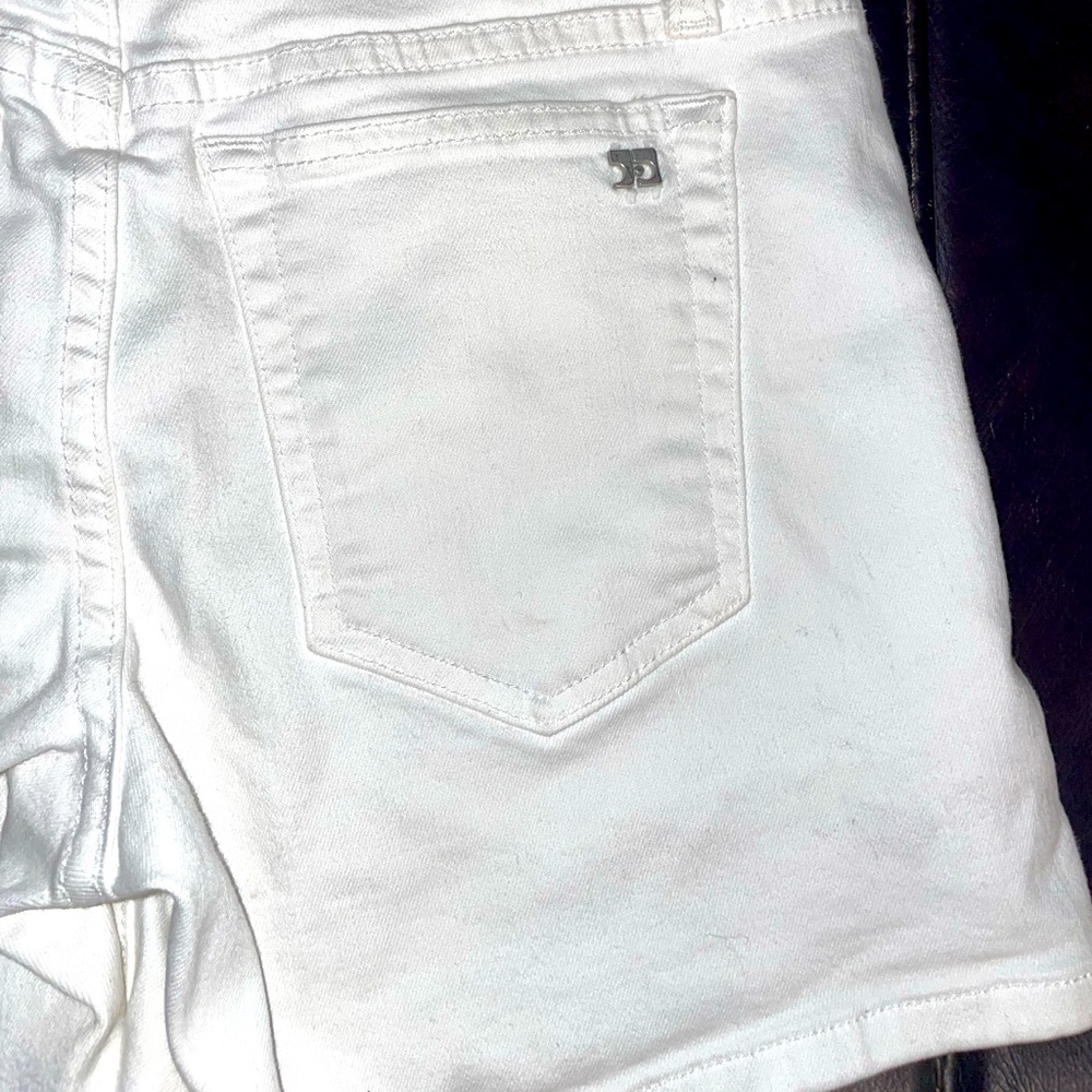 Woman’s size 26 Joe Jean’s White denim shorts